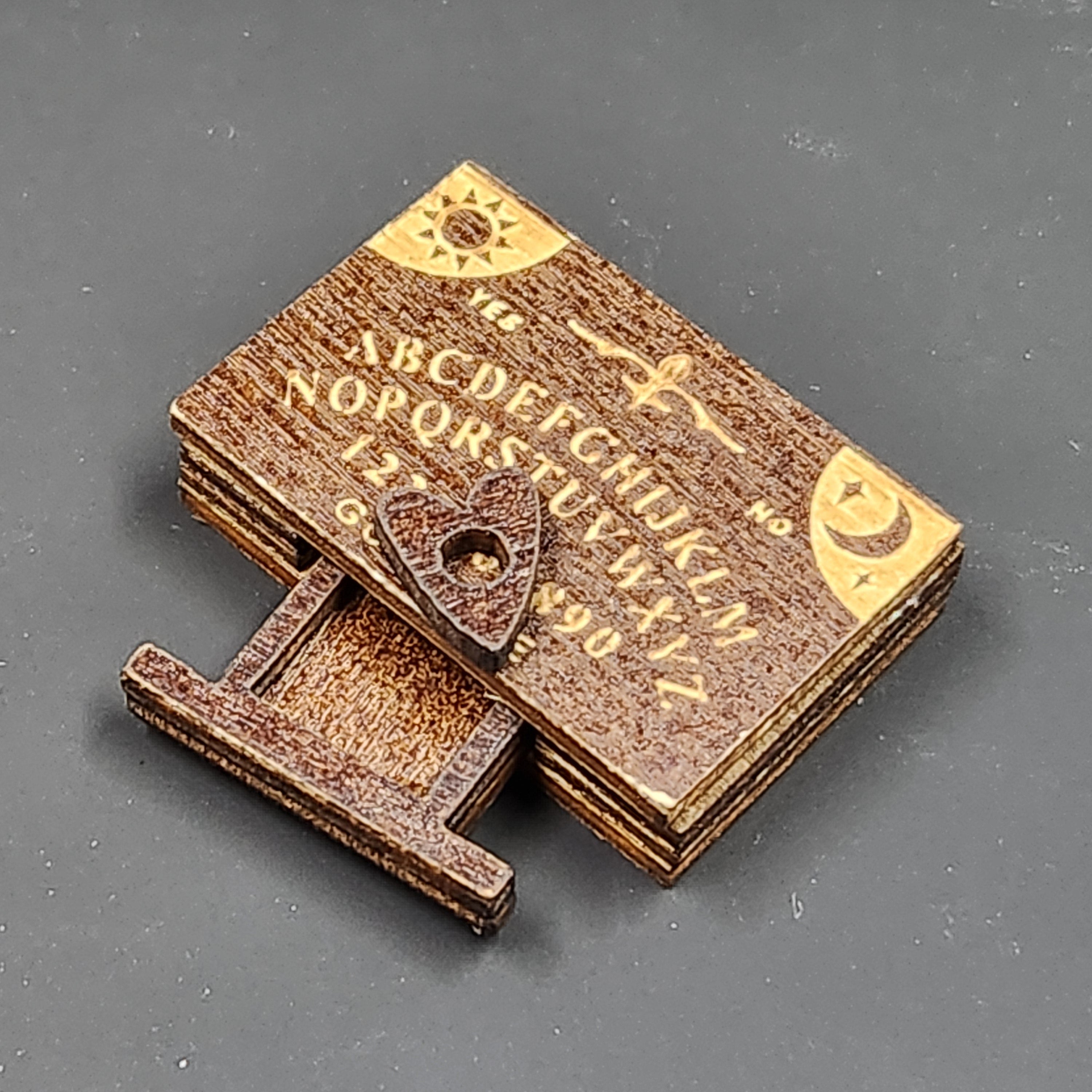 Miniature Ouija Board w/Planchette