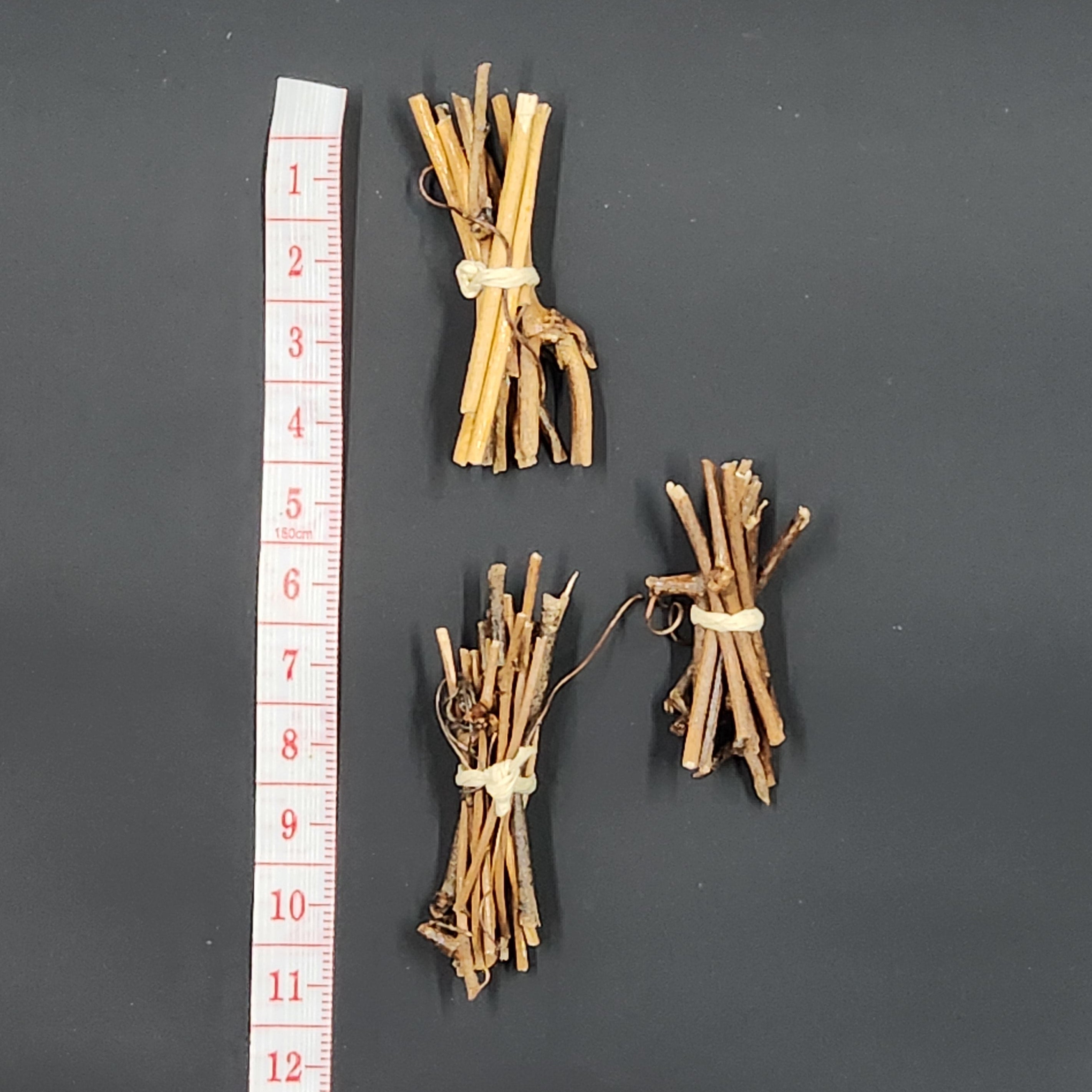 Miniature Bundle of Gravevipe Twigs